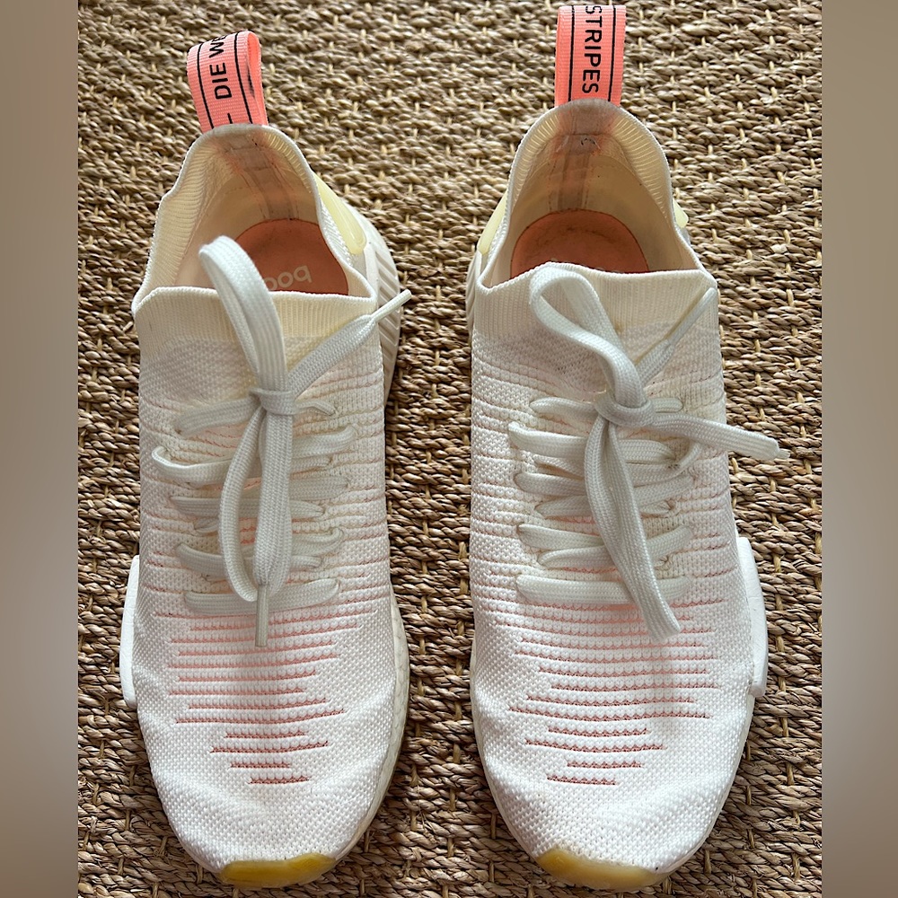 Adidas Women’s NMD R1 STLT Primeknit Sneakers Size 9